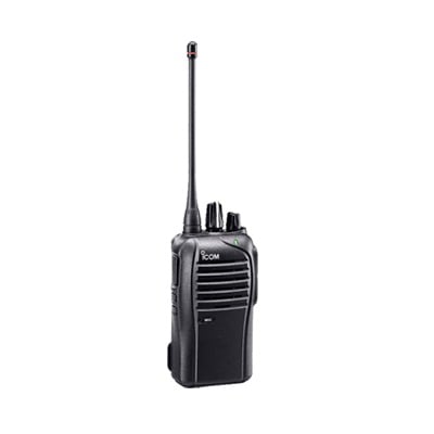 IC-F4101D/02 Radio Portátil Digital NXDN, 4 W, 400-470MHz, analógico, digital y mezclado, opera en sistemas convencional y trunking tipo C.
