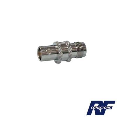 RFT-1232 Adaptador en Línea de Conector TNC Hembra a BNC Hembra, Níquel/ Oro/ Teflón.