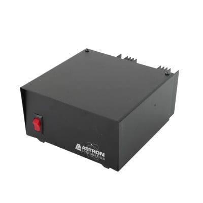 RS-12A Fuente de poder Astron |Salidas: 13.8 Vcc, 12A |Lineal Regulada